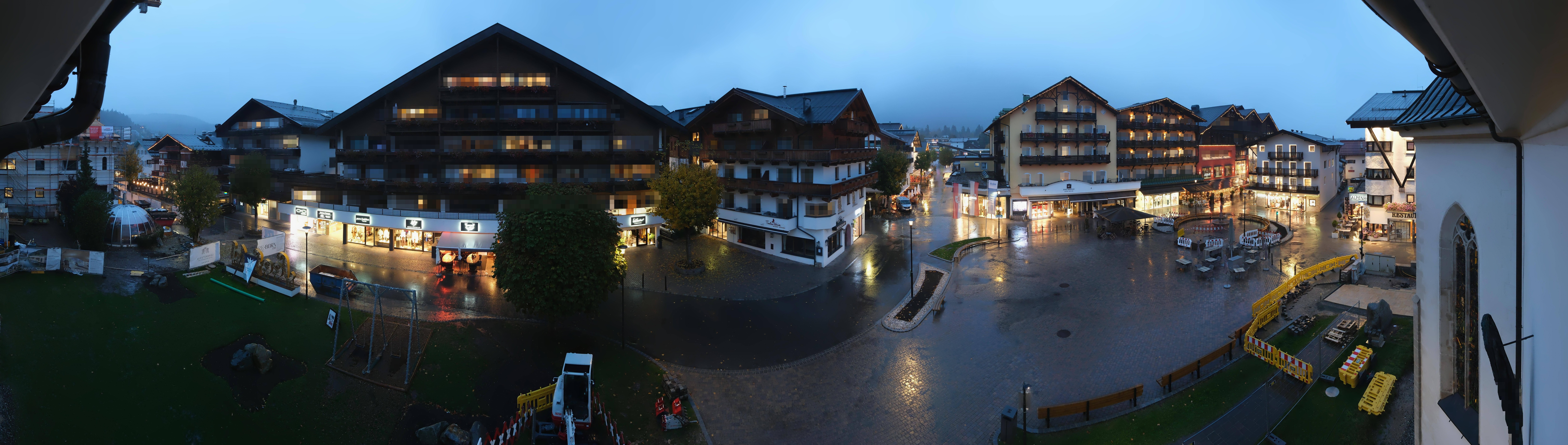Archiv Foto Webcam Dorfplatz, Seefeld in Tirol