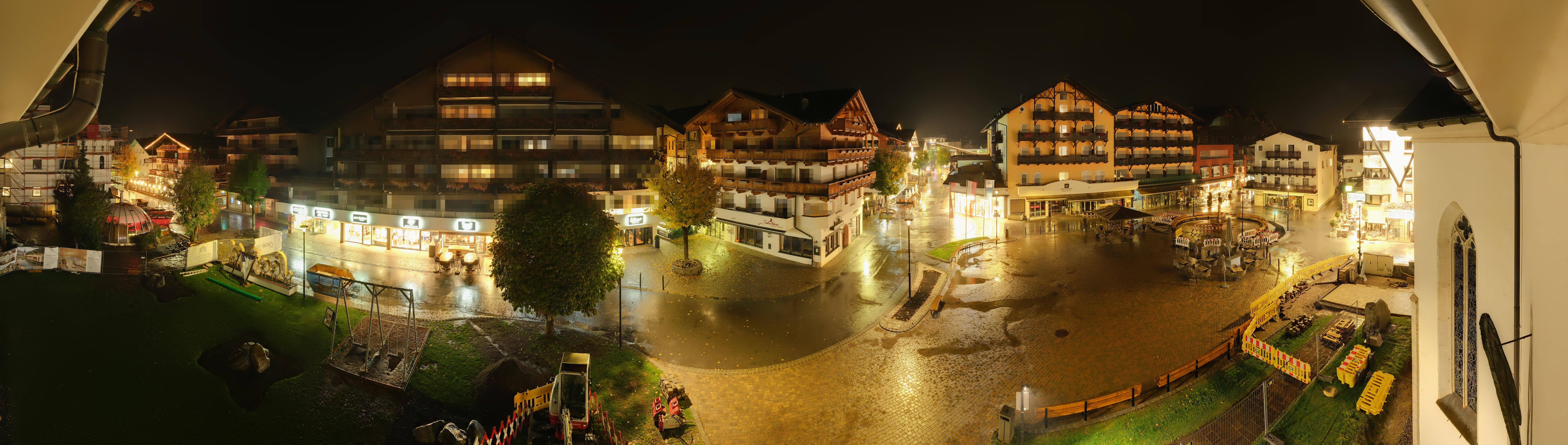Archiv Foto Webcam Dorfplatz, Seefeld in Tirol