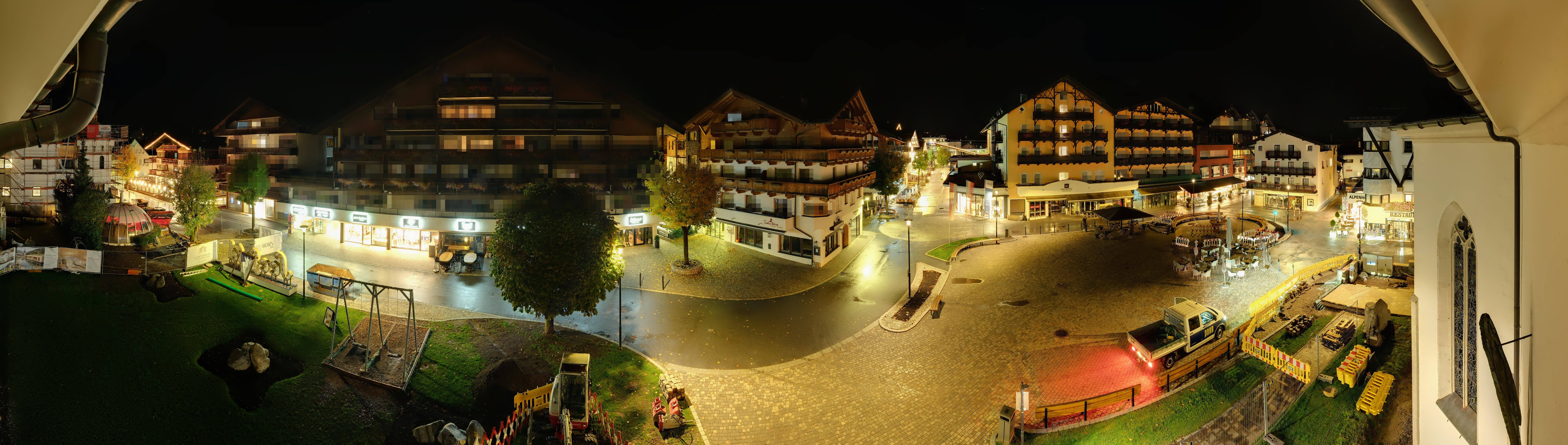 Archiv Foto Webcam Dorfplatz, Seefeld in Tirol