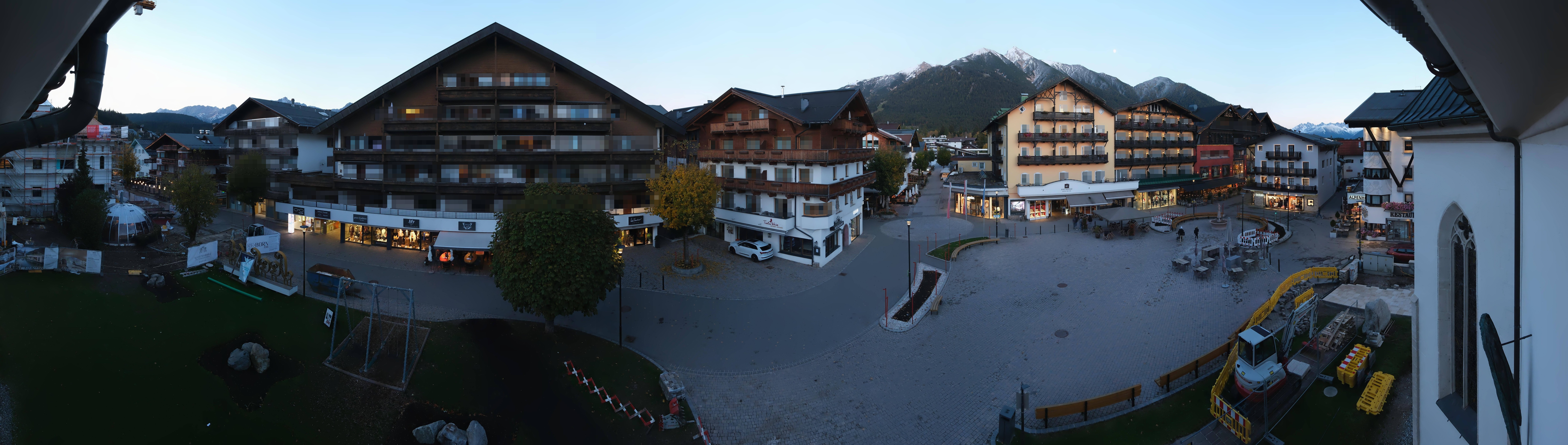 Archiv Foto Webcam Dorfplatz, Seefeld in Tirol
