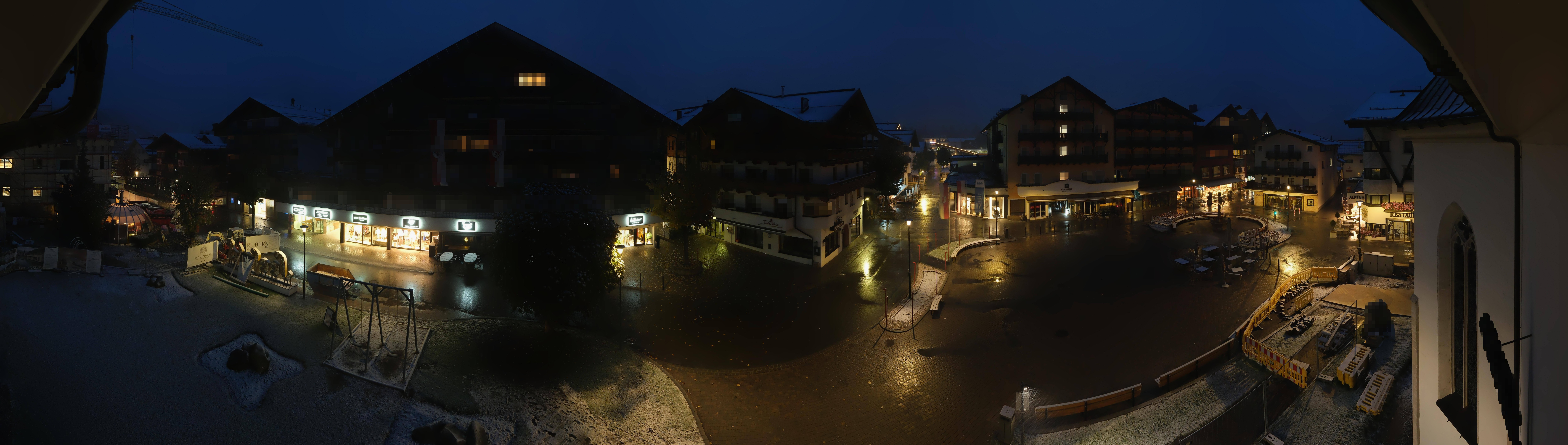 Archiv Foto Webcam Dorfplatz, Seefeld in Tirol