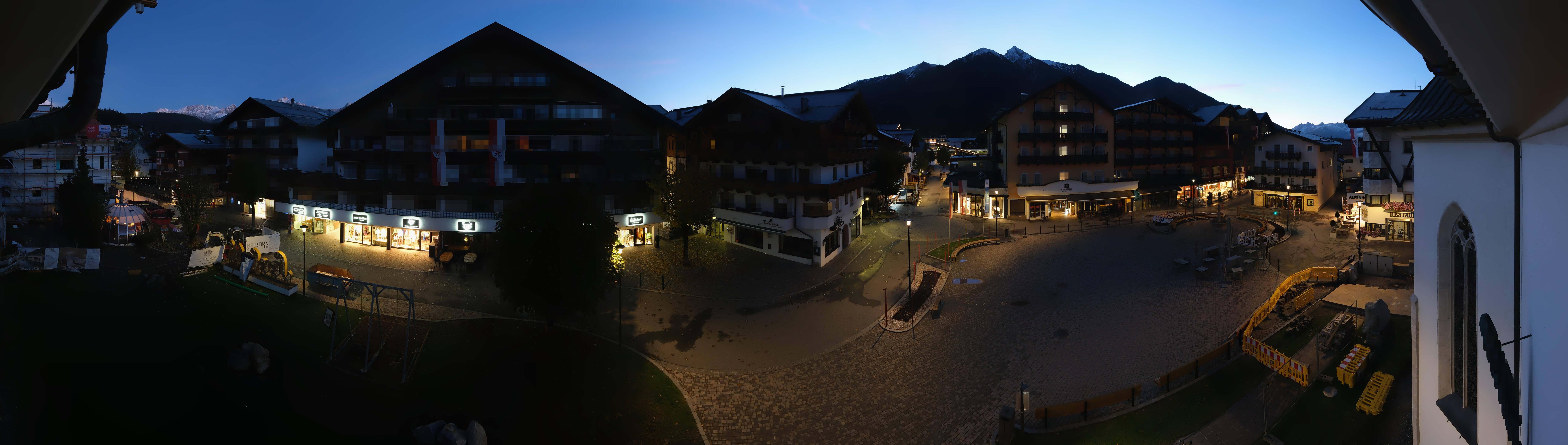 Archiv Foto Webcam Dorfplatz, Seefeld in Tirol