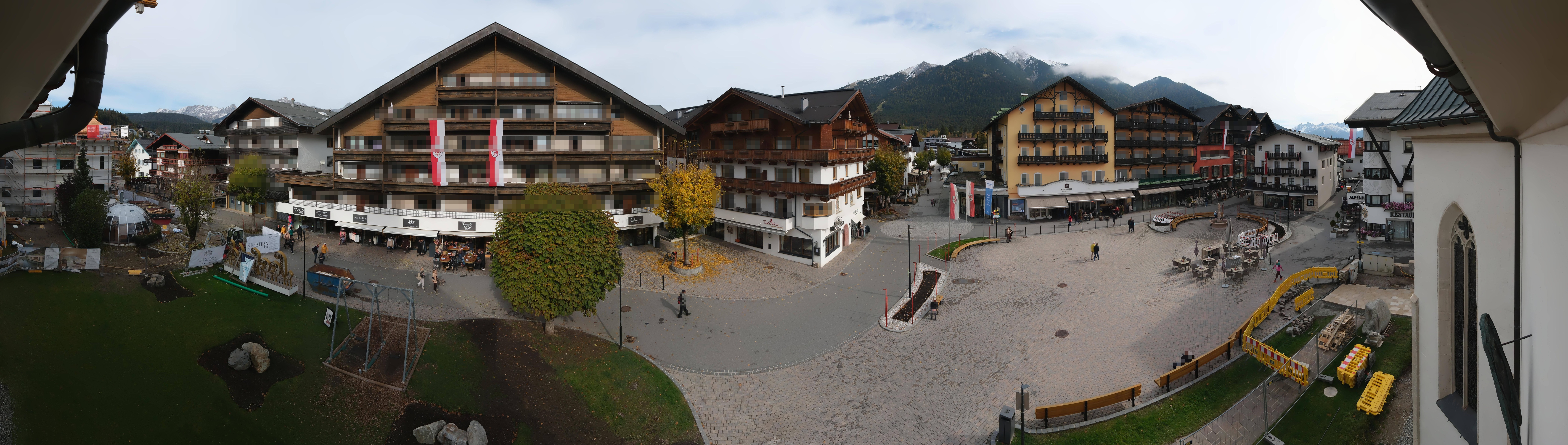 Archiv Foto Webcam Dorfplatz, Seefeld in Tirol