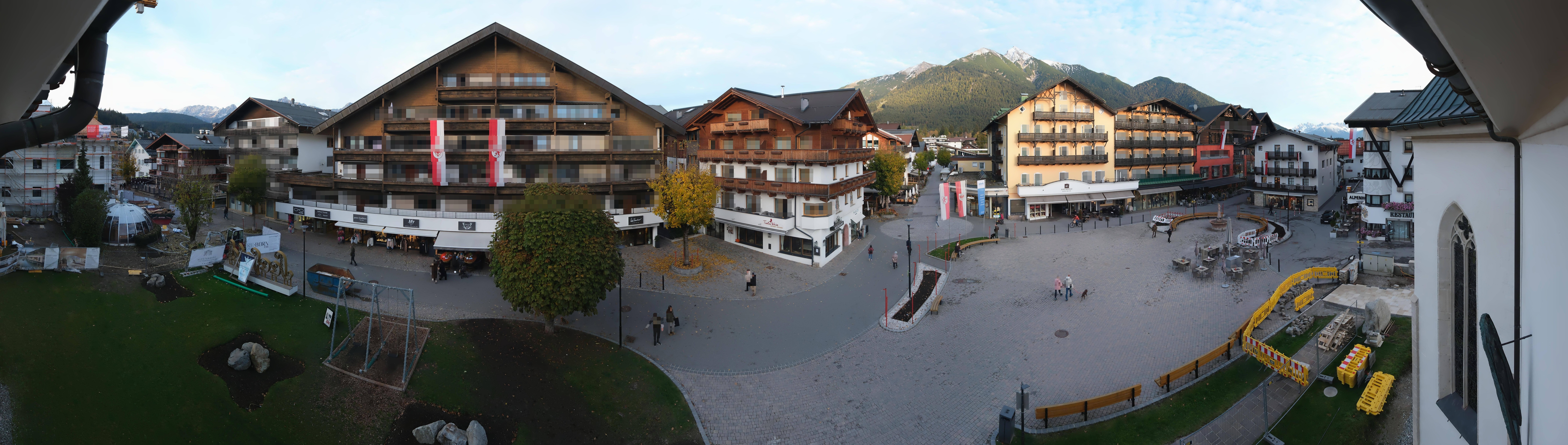 Archiv Foto Webcam Dorfplatz, Seefeld in Tirol
