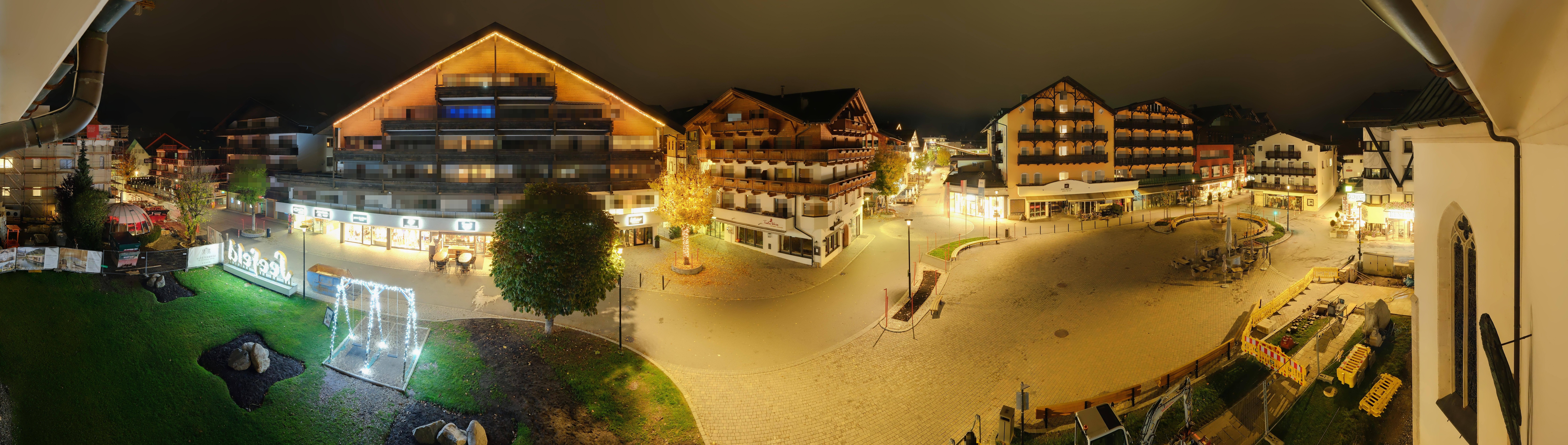 Archiv Foto Webcam Dorfplatz, Seefeld in Tirol