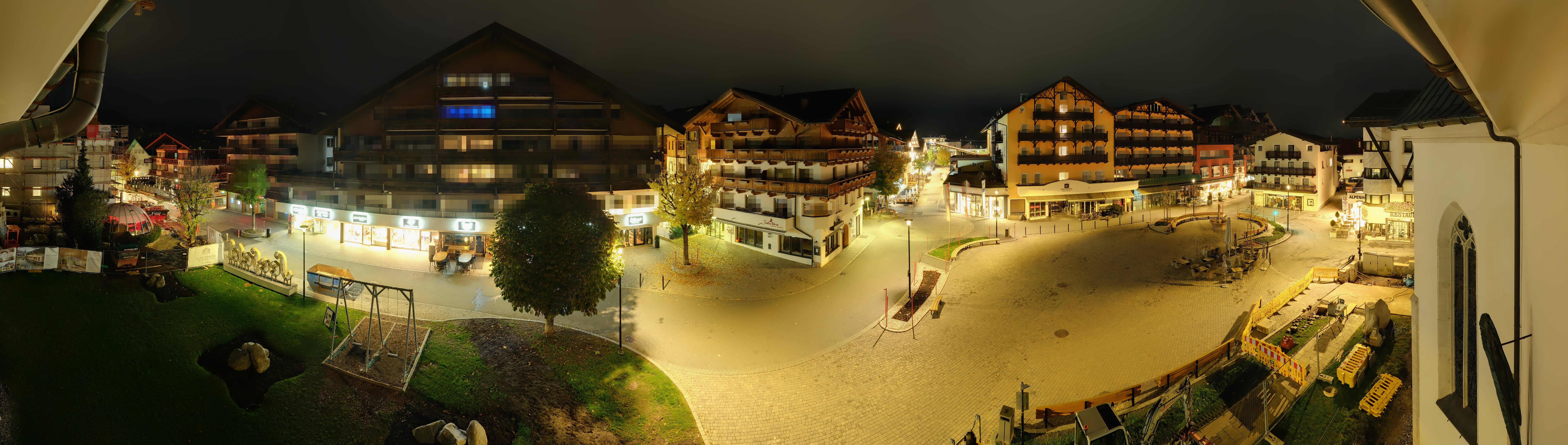 Archiv Foto Webcam Dorfplatz, Seefeld in Tirol
