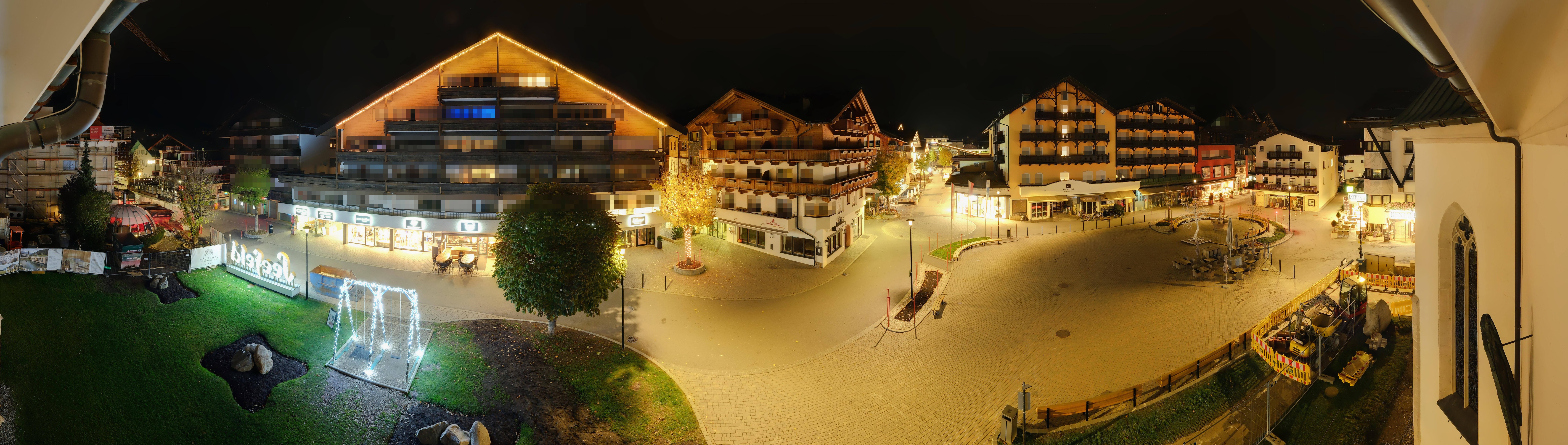 Archiv Foto Webcam Dorfplatz, Seefeld in Tirol