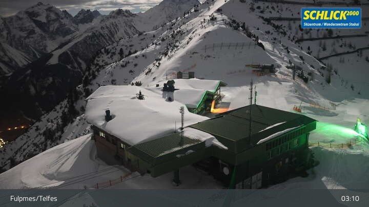 Archived image Webcam Mountain Krinnenkopf near Fulpmes