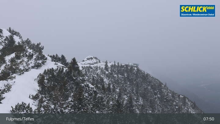 Archived image Webcam Mountain Krinnenkopf near Fulpmes