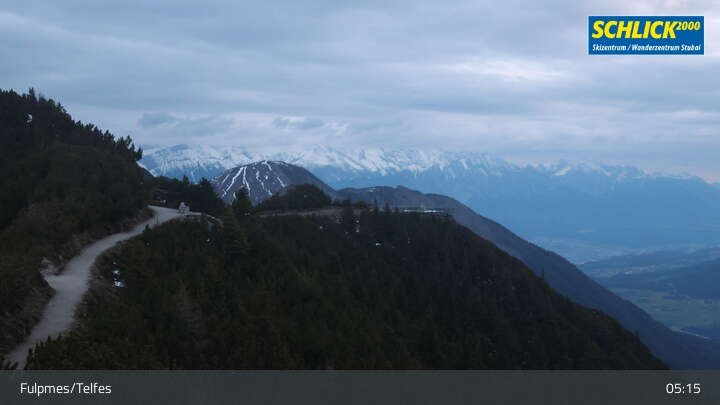Archived image Webcam Mountain Krinnenkopf near Fulpmes