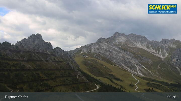 Archived image Webcam Mountain Krinnenkopf near Fulpmes