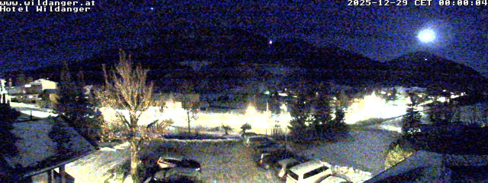 Archiv Foto Webcam Hotel Wildanger - Zöblen