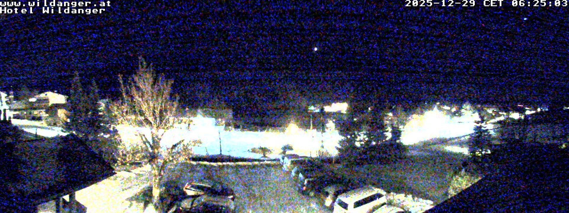 Archiv Foto Webcam Hotel Wildanger - Zöblen