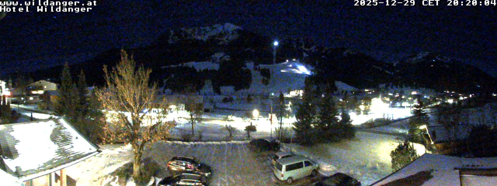 Archiv Foto Webcam Hotel Wildanger - Zöblen