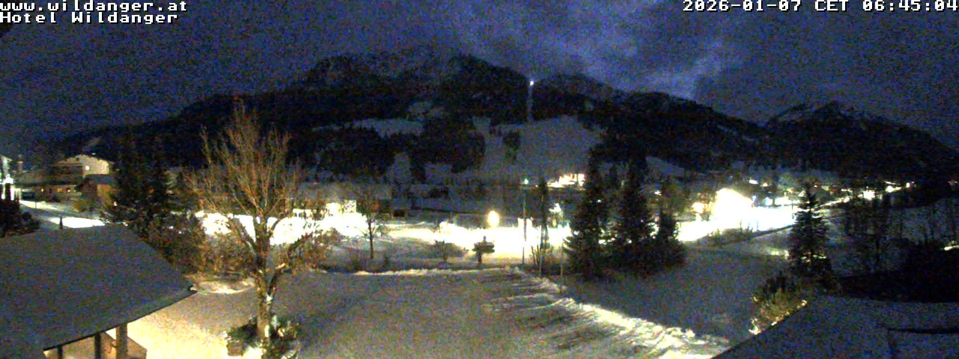 Archiv Foto Webcam Hotel Wildanger - Zöblen