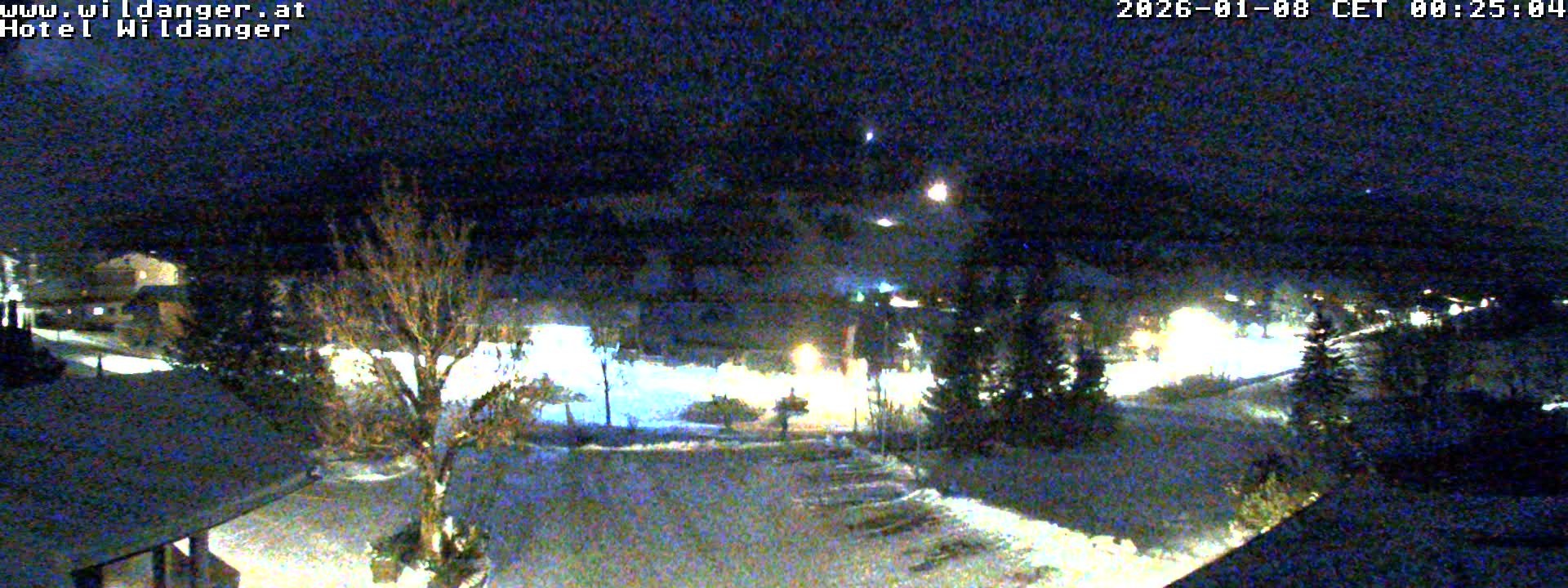 Archiv Foto Webcam Hotel Wildanger - Zöblen