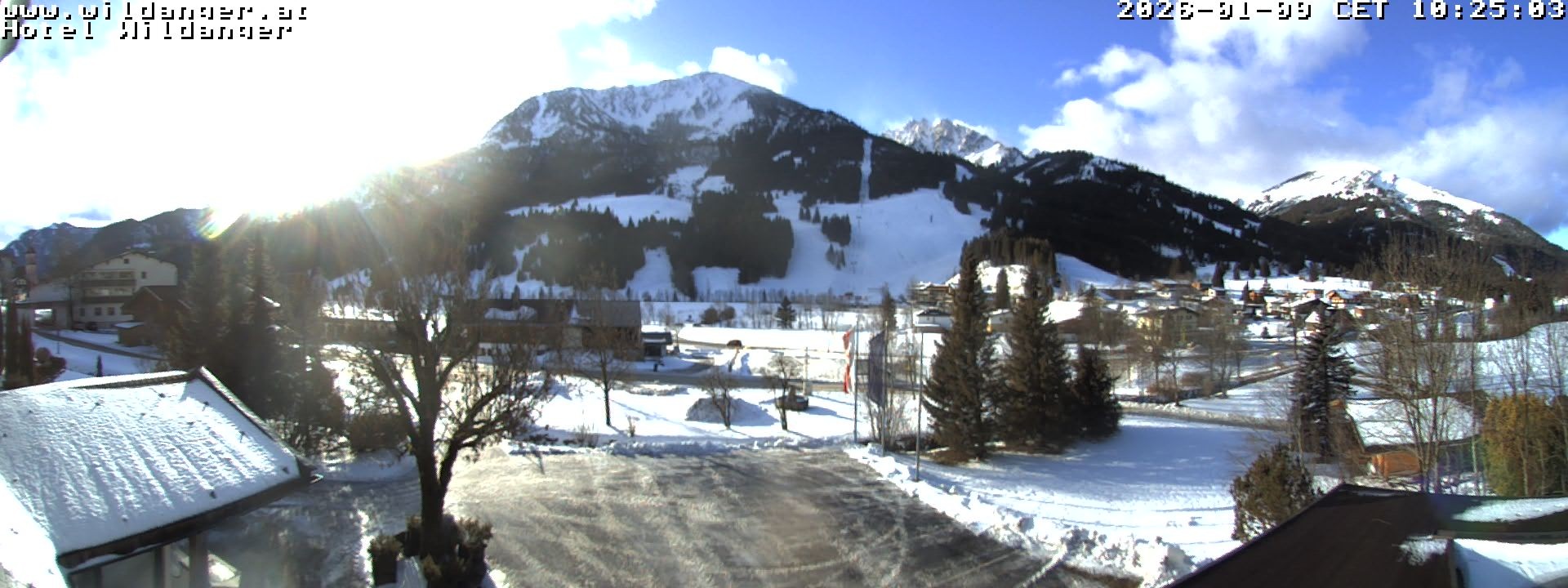 Archiv Foto Webcam Hotel Wildanger - Zöblen