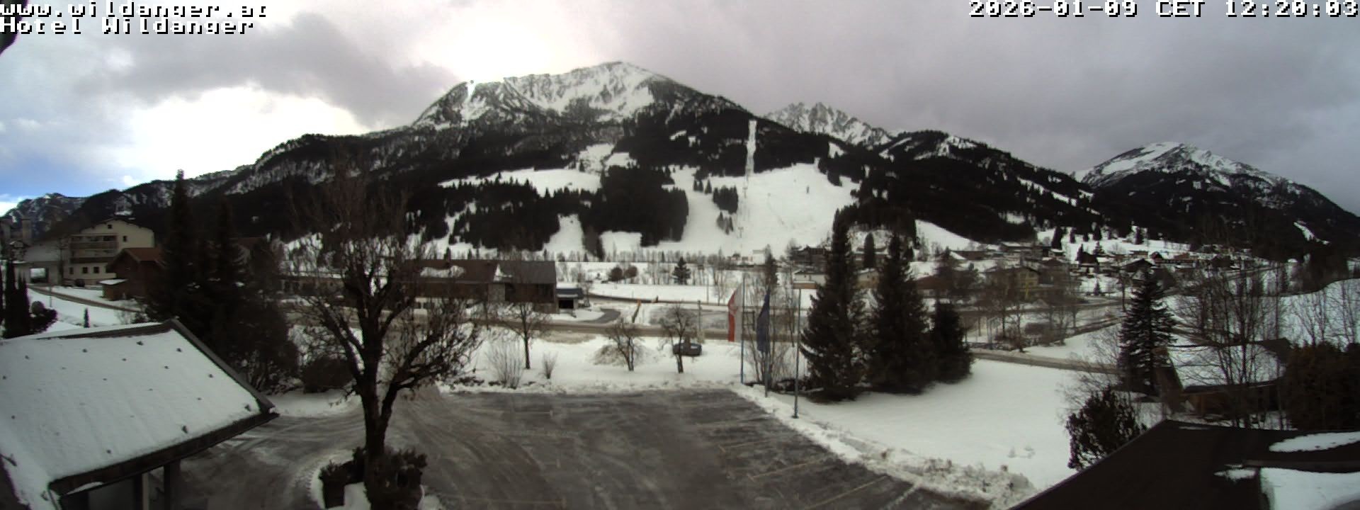 Archiv Foto Webcam Hotel Wildanger - Zöblen