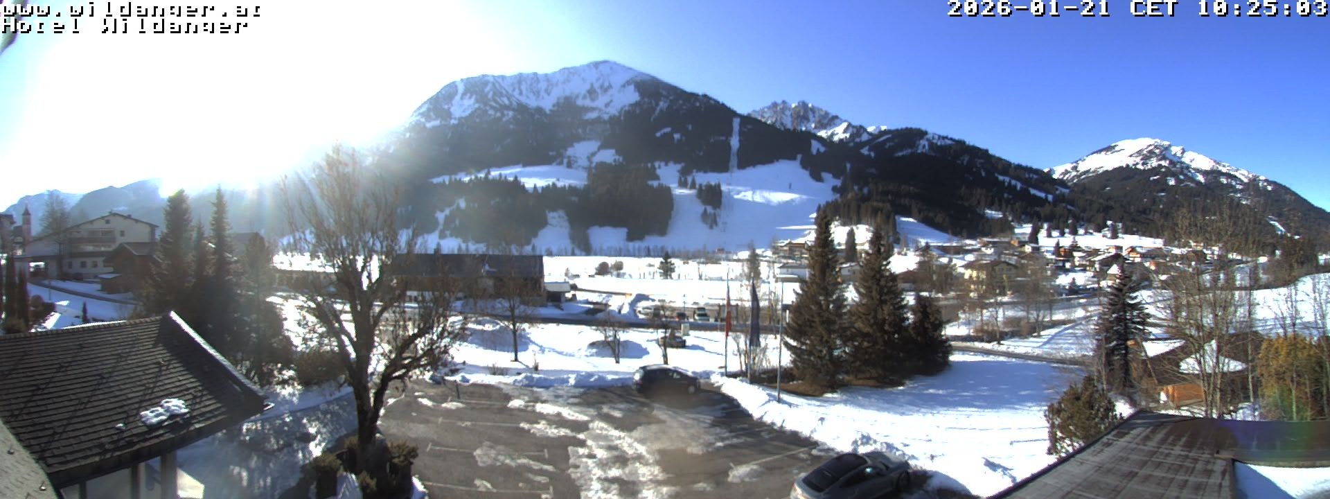 Archiv Foto Webcam Hotel Wildanger - Zöblen