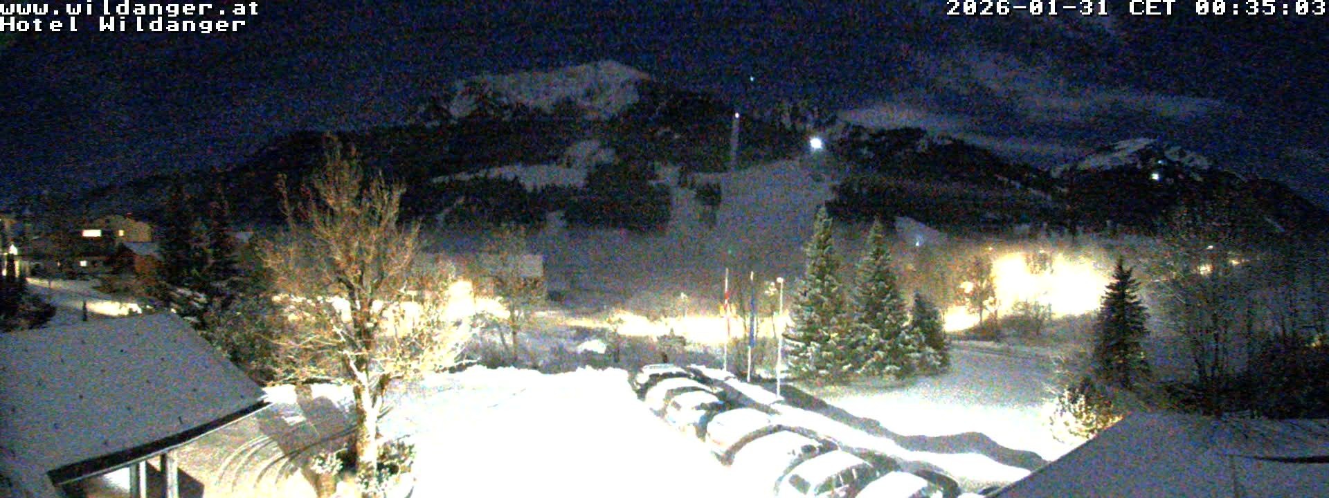 Archiv Foto Webcam Hotel Wildanger - Zöblen