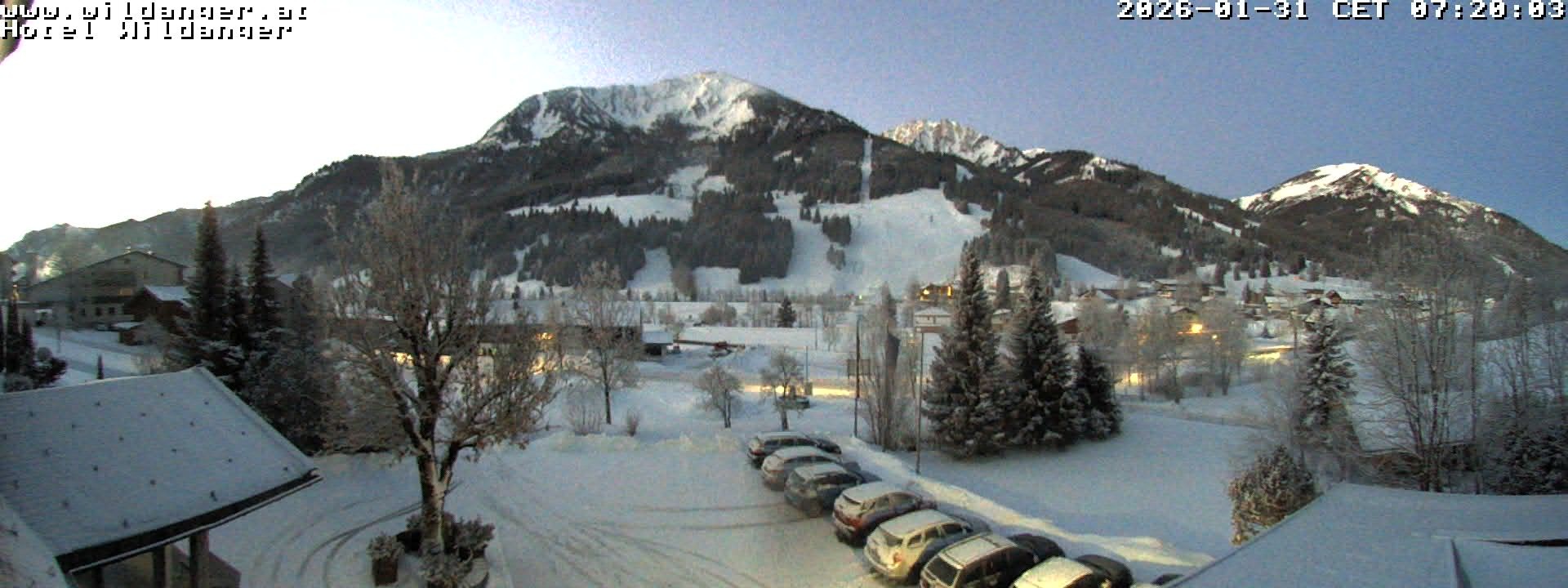 Archiv Foto Webcam Hotel Wildanger - Zöblen