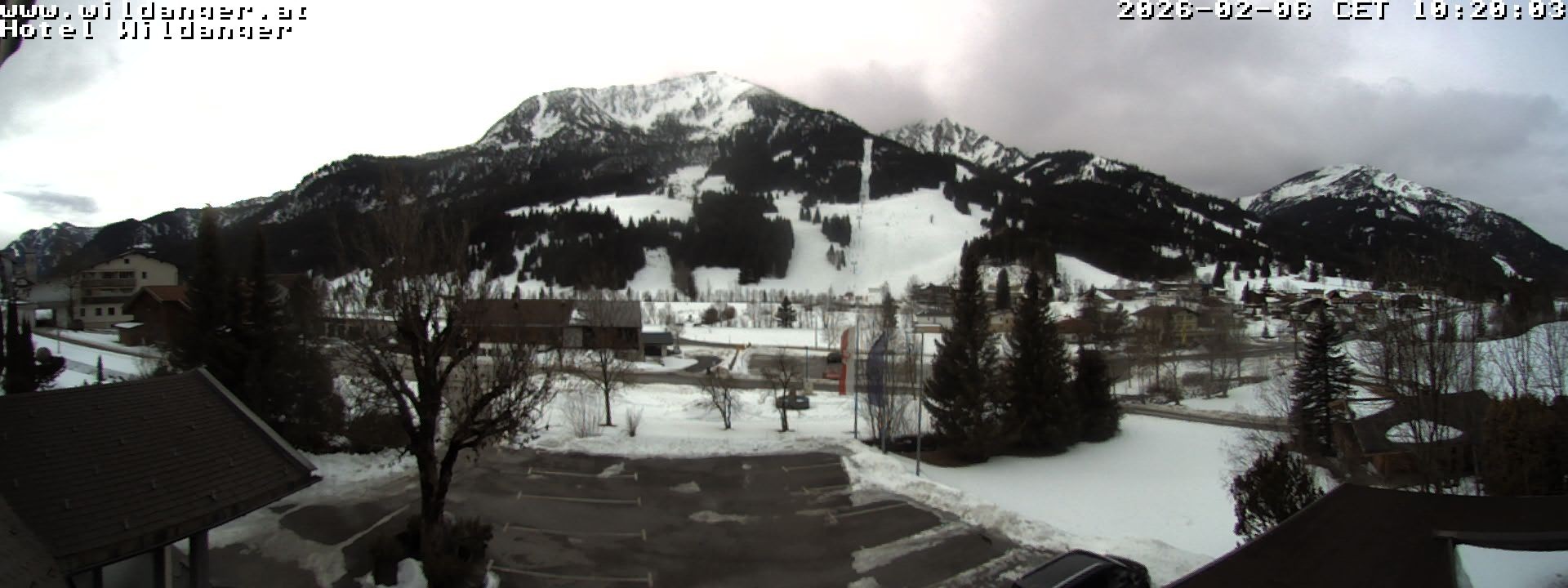 Archiv Foto Webcam Hotel Wildanger - Zöblen