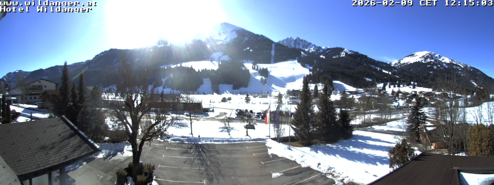 Archived image Webcam Hotel Wildanger - Zöblen