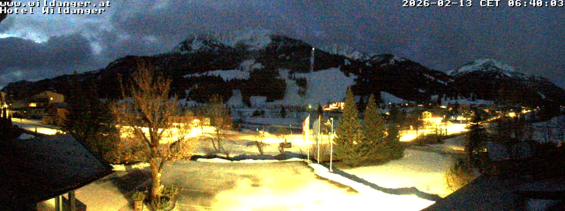 Archiv Foto Webcam Hotel Wildanger - Zöblen