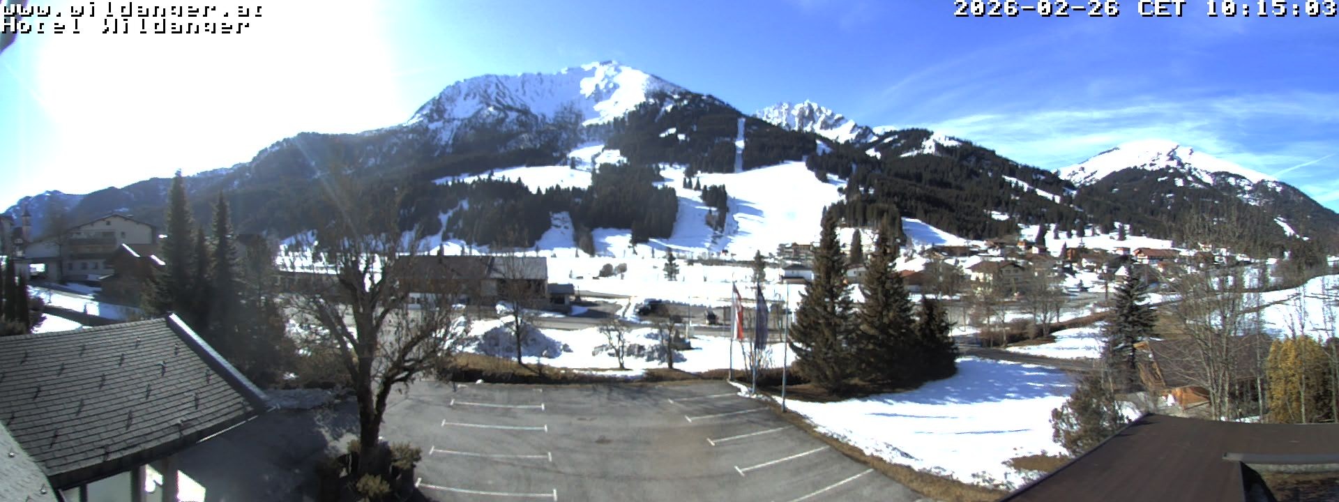 Archived image Webcam Hotel Wildanger - Zöblen