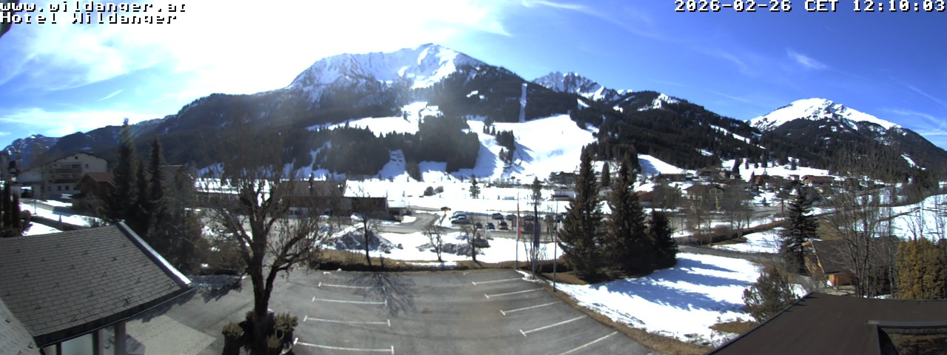 Archived image Webcam Hotel Wildanger - Zöblen