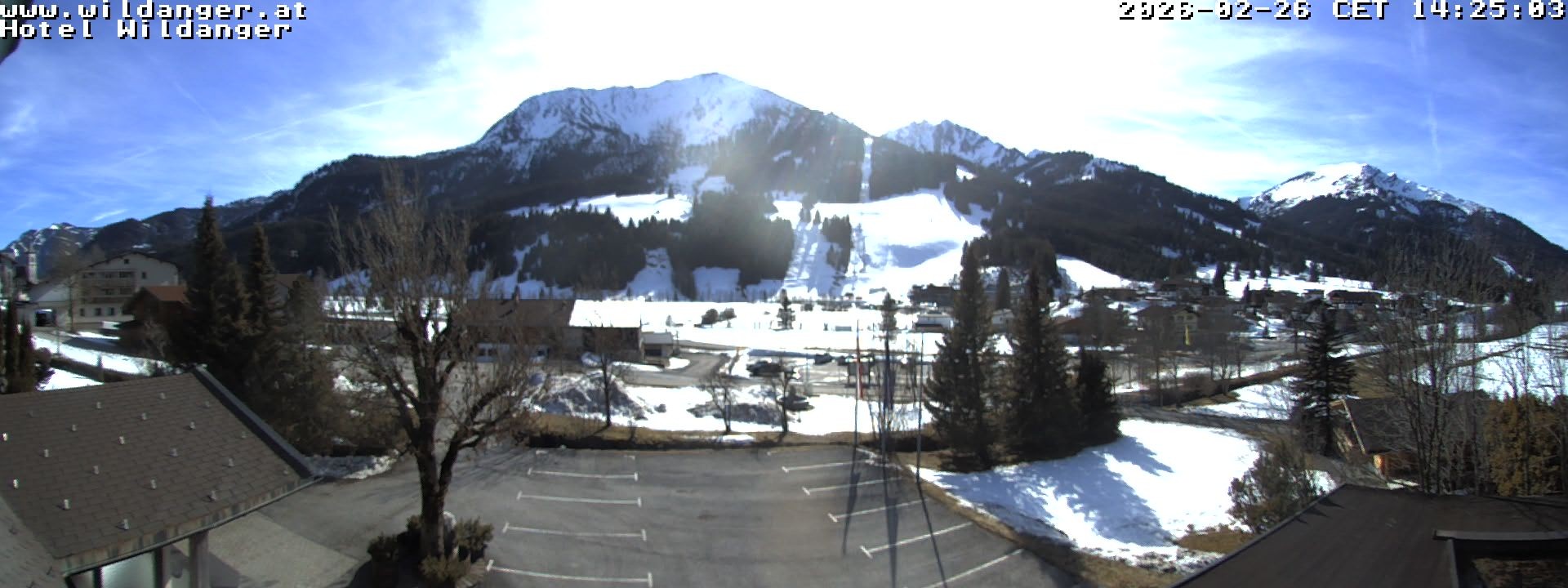 Archived image Webcam Hotel Wildanger - Zöblen
