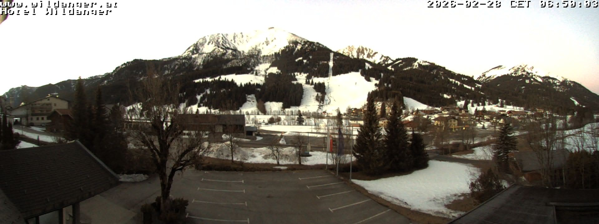 Archived image Webcam Hotel Wildanger - Zöblen