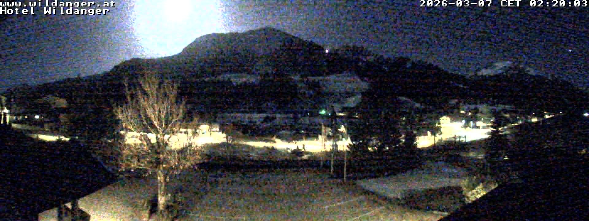Archiv Foto Webcam Hotel Wildanger - Zöblen