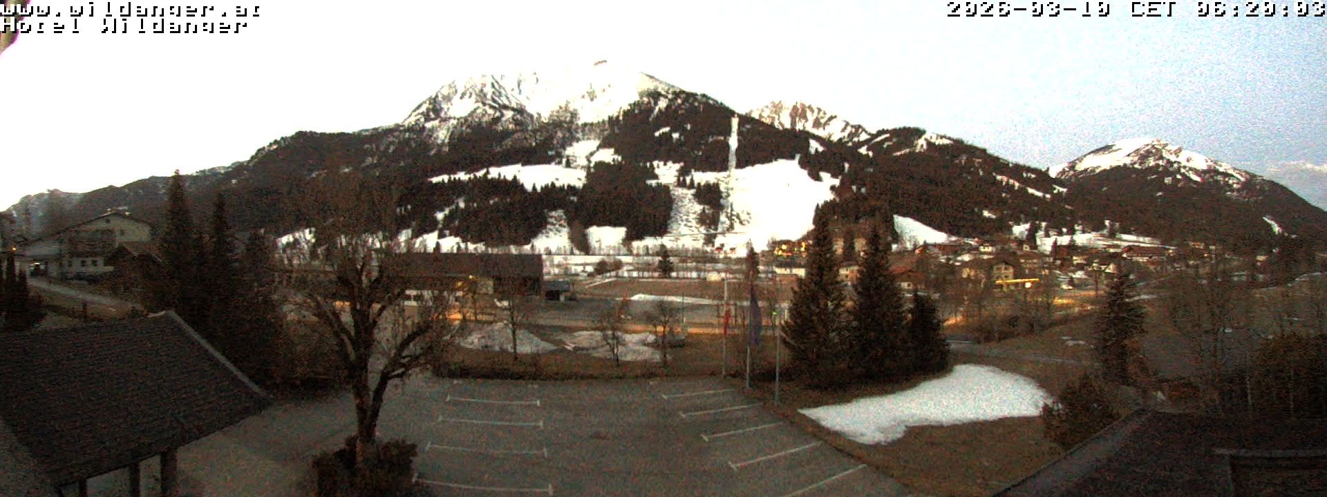Archiv Foto Webcam Hotel Wildanger - Zöblen