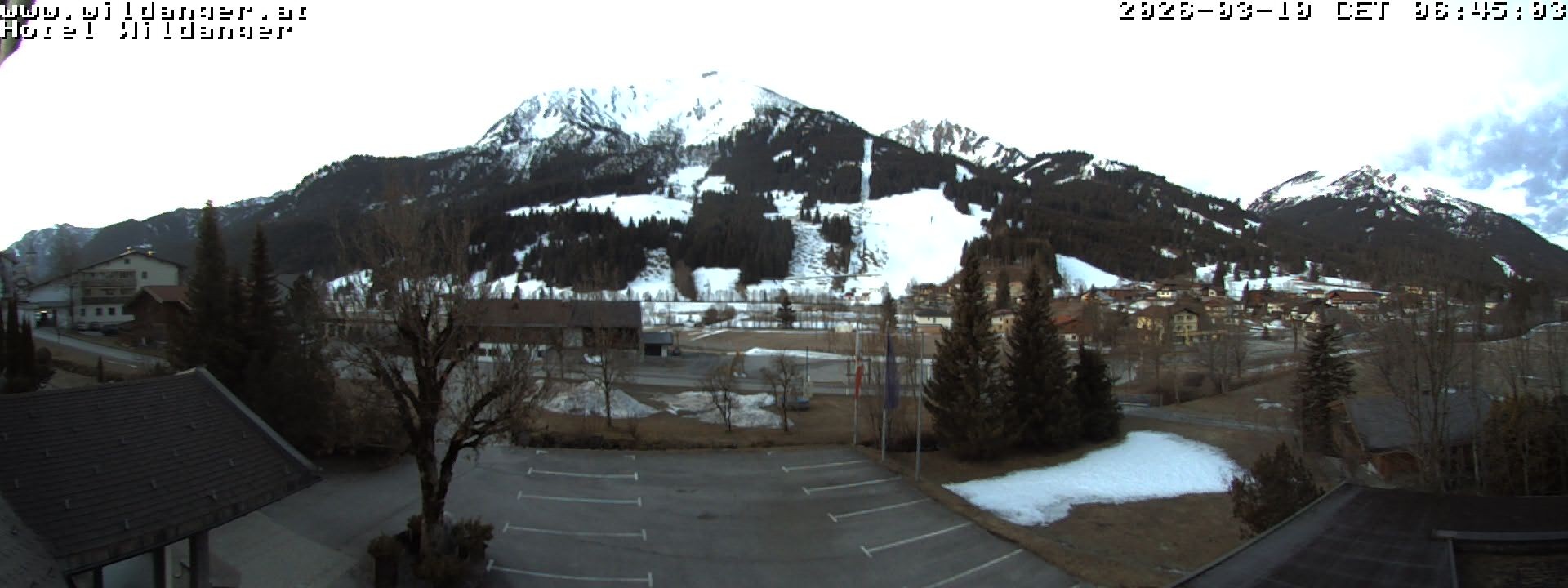 Archiv Foto Webcam Hotel Wildanger - Zöblen