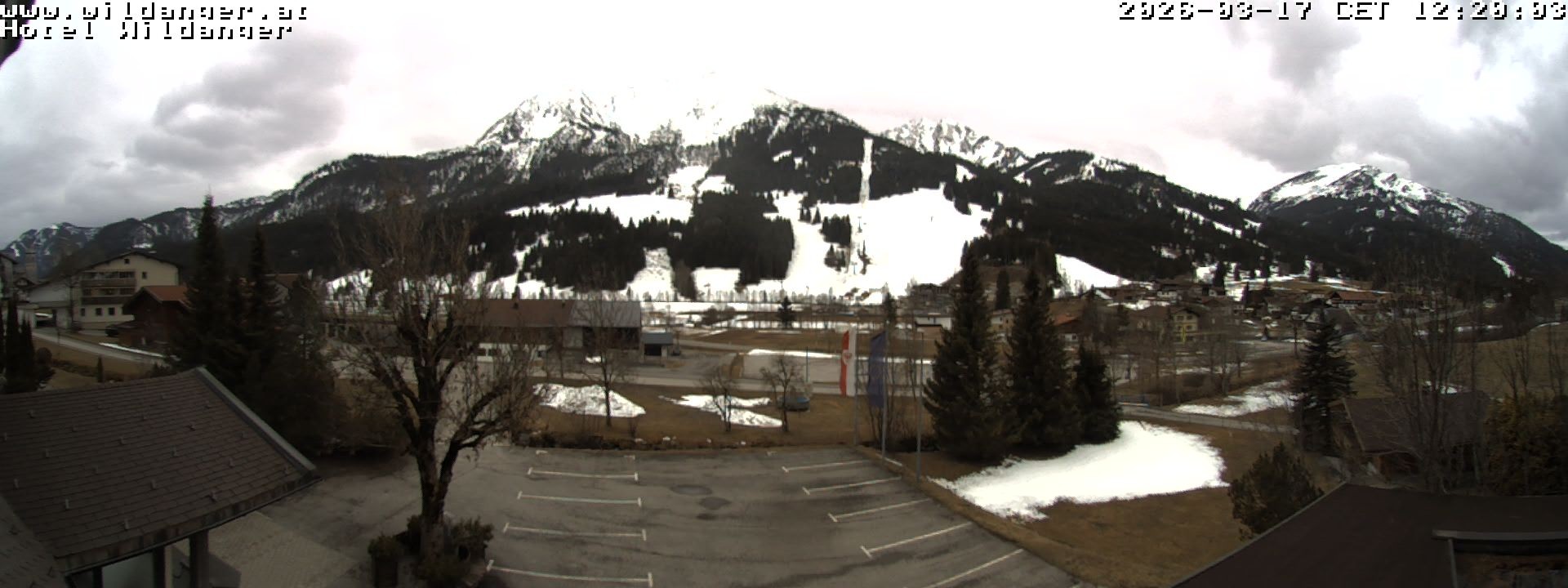 Archived image Webcam Hotel Wildanger - Zöblen