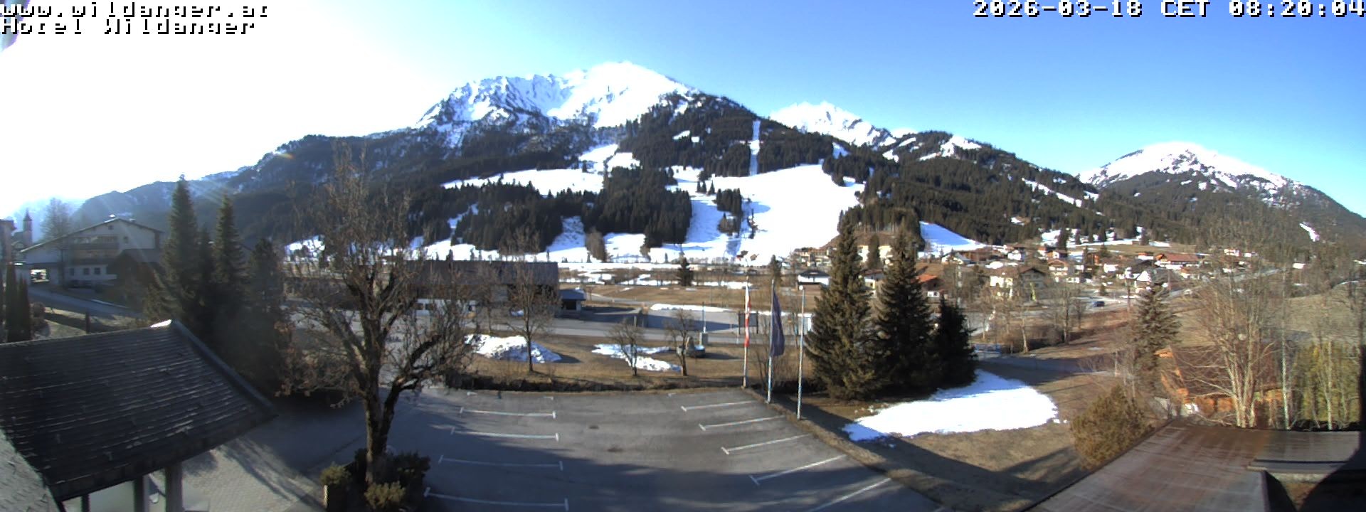 Archiv Foto Webcam Hotel Wildanger - Zöblen