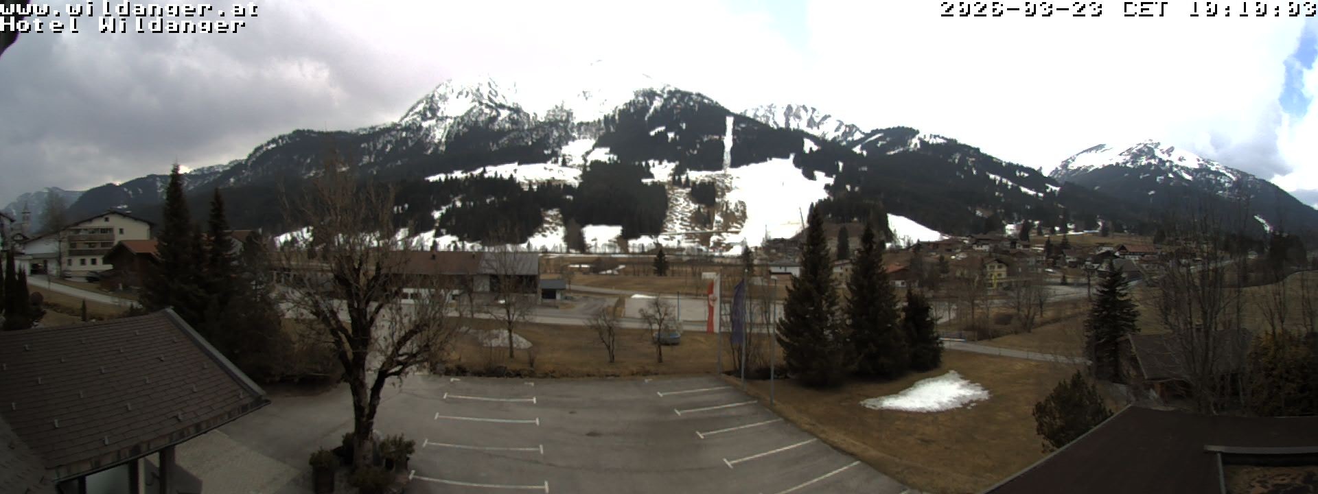 Archiv Foto Webcam Hotel Wildanger - Zöblen