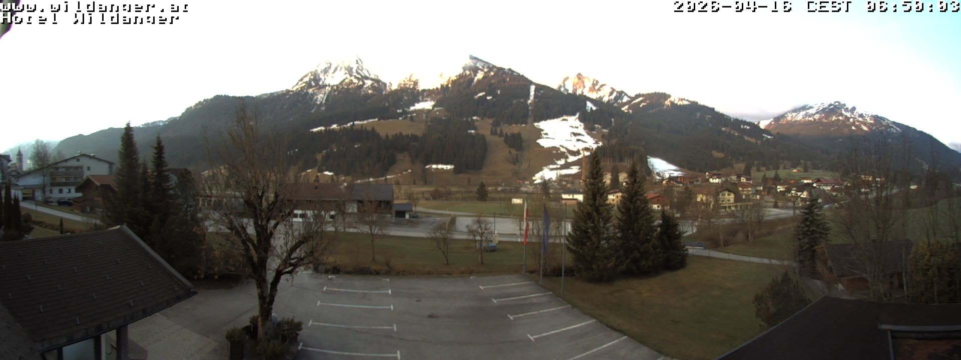 Archiv Foto Webcam Hotel Wildanger - Zöblen