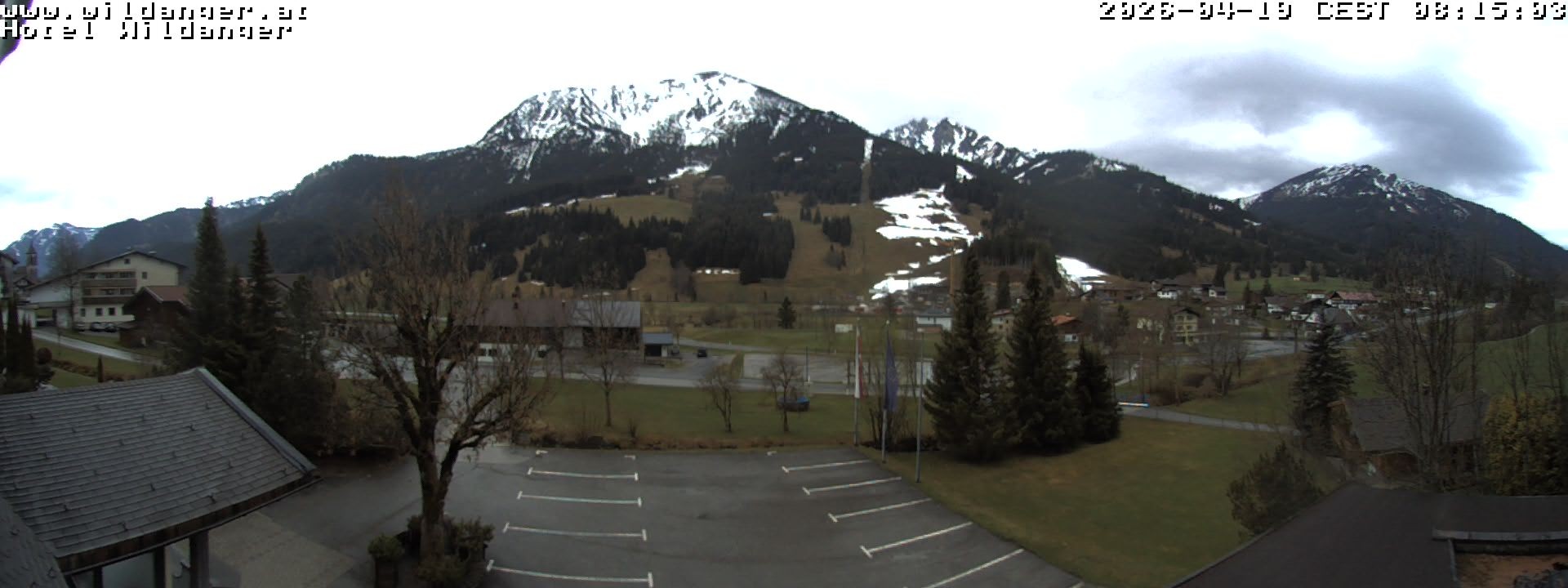 Archived image Webcam Hotel Wildanger - Zöblen