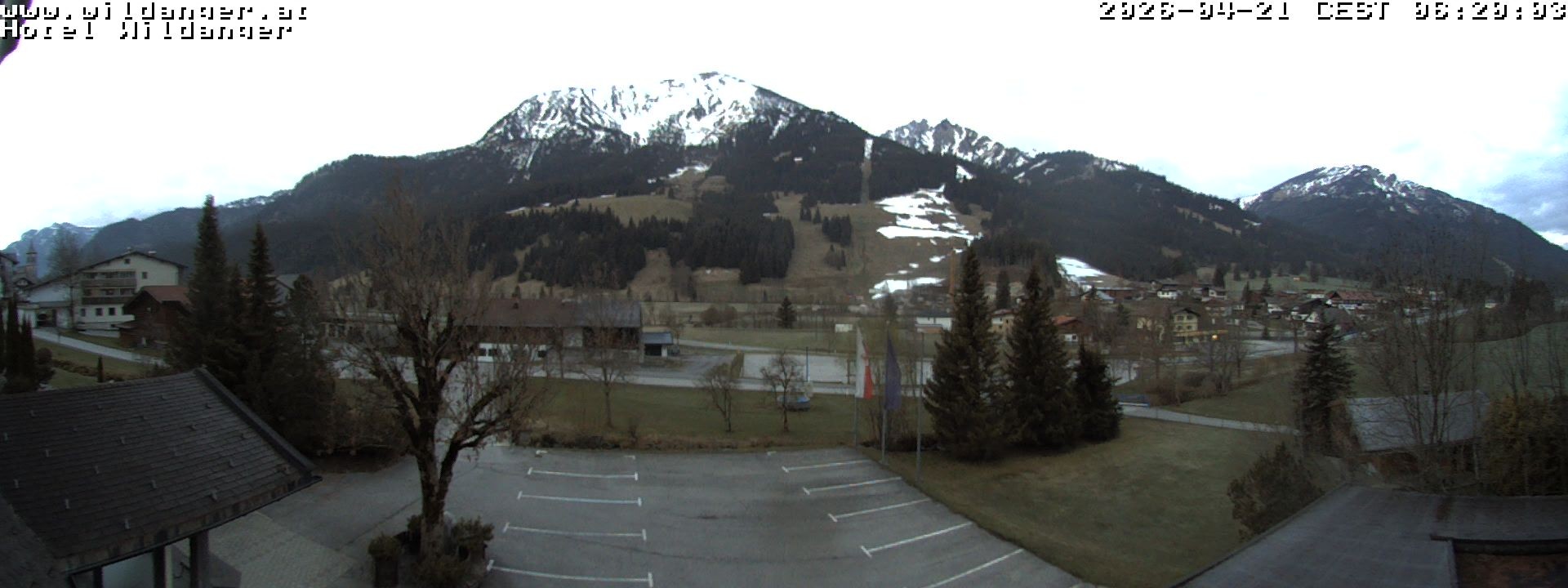 Archiv Foto Webcam Hotel Wildanger - Zöblen