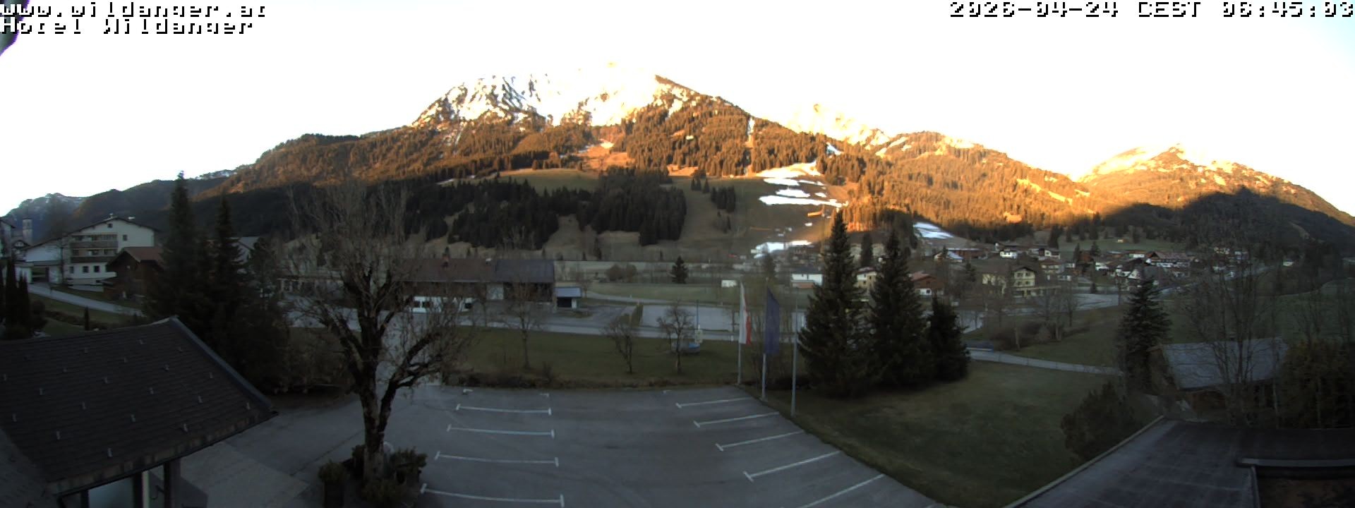 Archiv Foto Webcam Hotel Wildanger - Zöblen