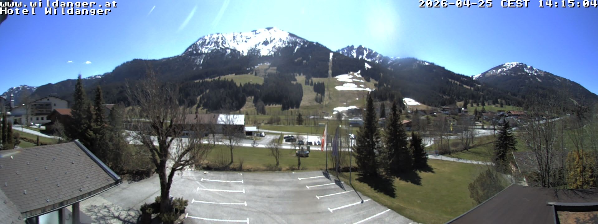 Archived image Webcam Hotel Wildanger - Zöblen