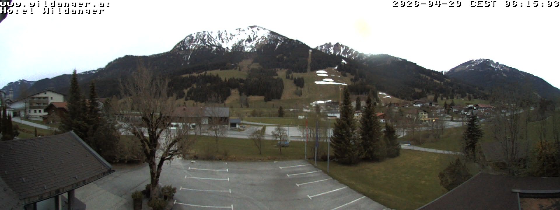 Archived image Webcam Hotel Wildanger - Zöblen