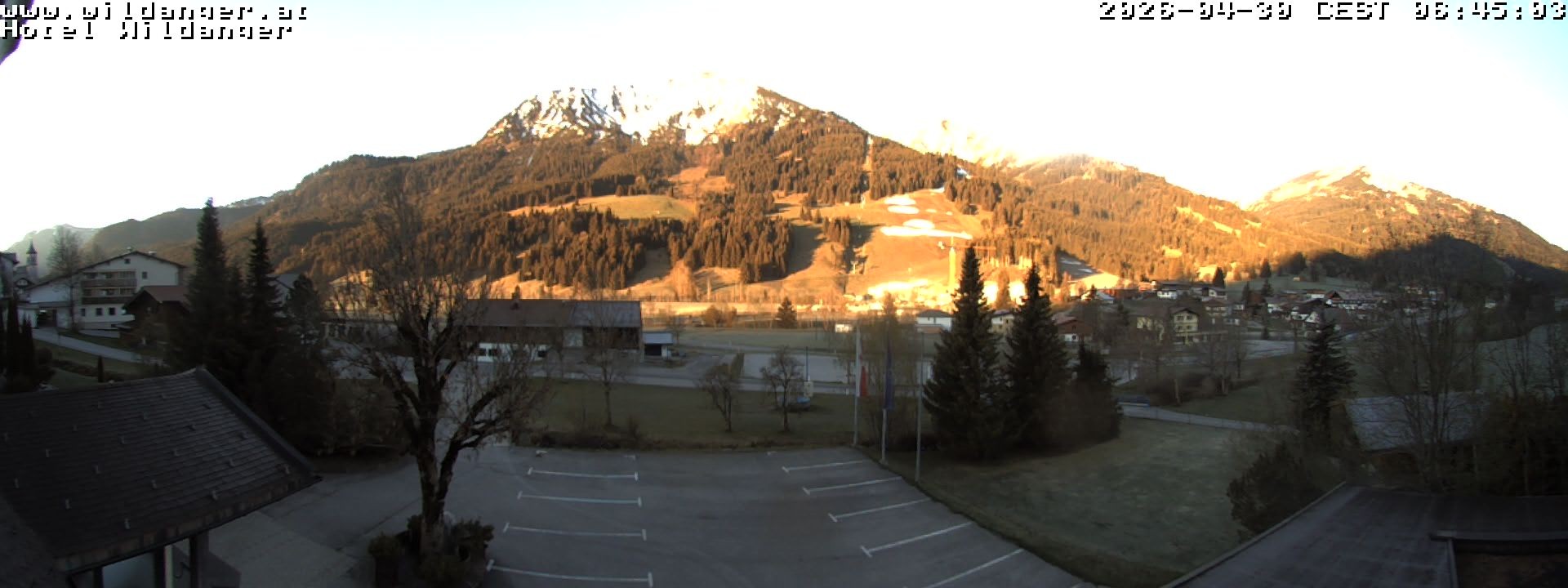 Archiv Foto Webcam Hotel Wildanger - Zöblen