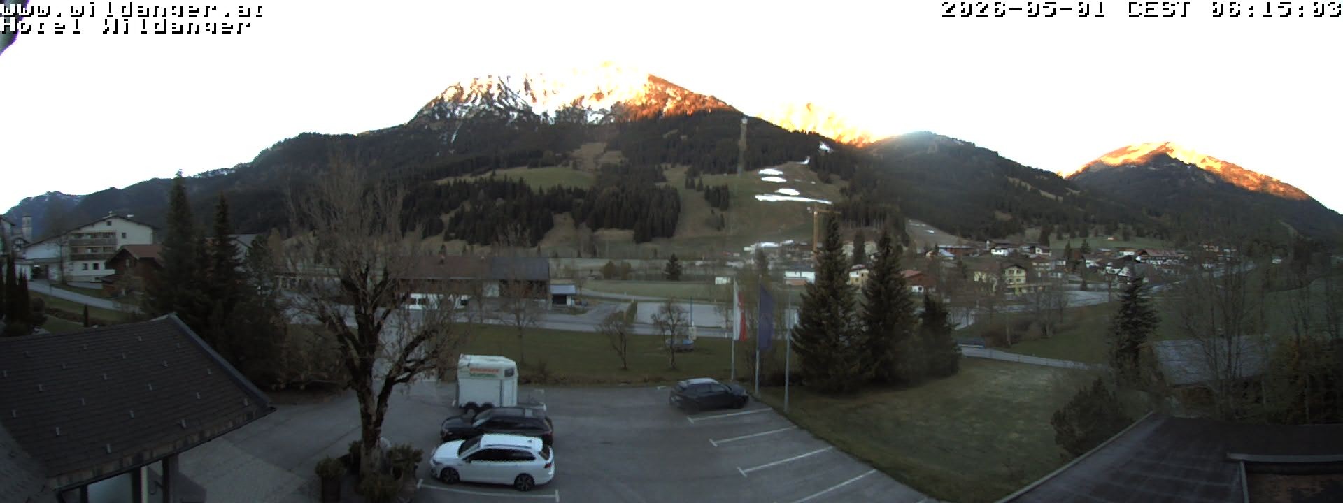 Archiv Foto Webcam Hotel Wildanger - Zöblen