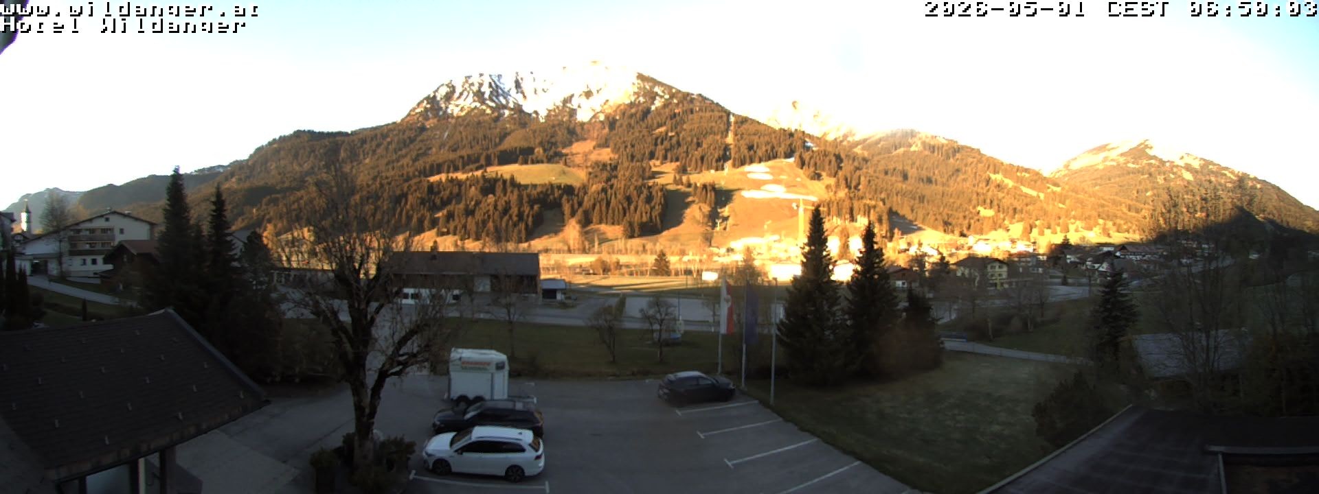 Archiv Foto Webcam Hotel Wildanger - Zöblen
