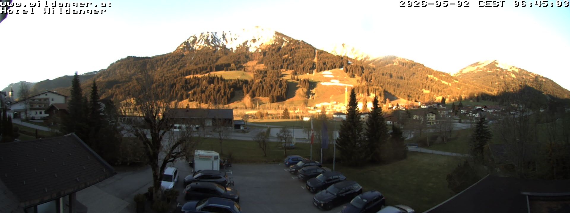 Archived image Webcam Hotel Wildanger - Zöblen