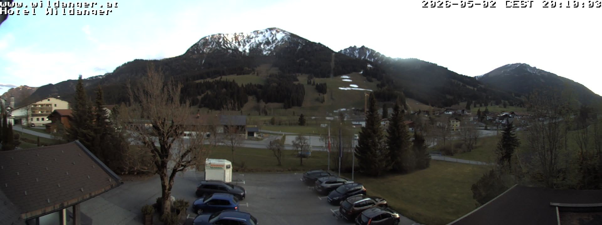 Archived image Webcam Hotel Wildanger - Zöblen