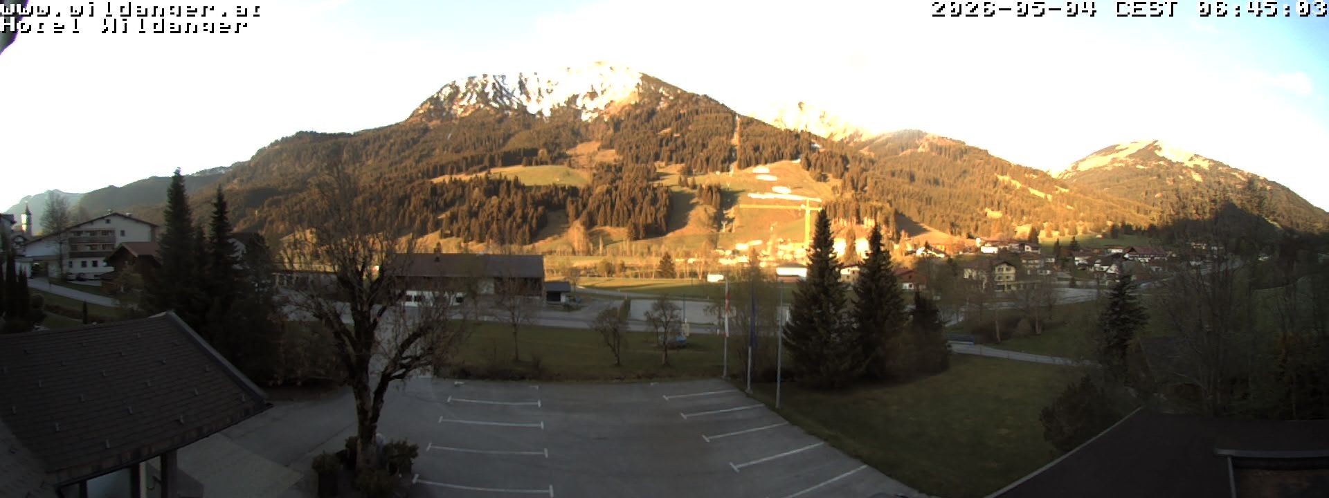 Archiv Foto Webcam Hotel Wildanger - Zöblen